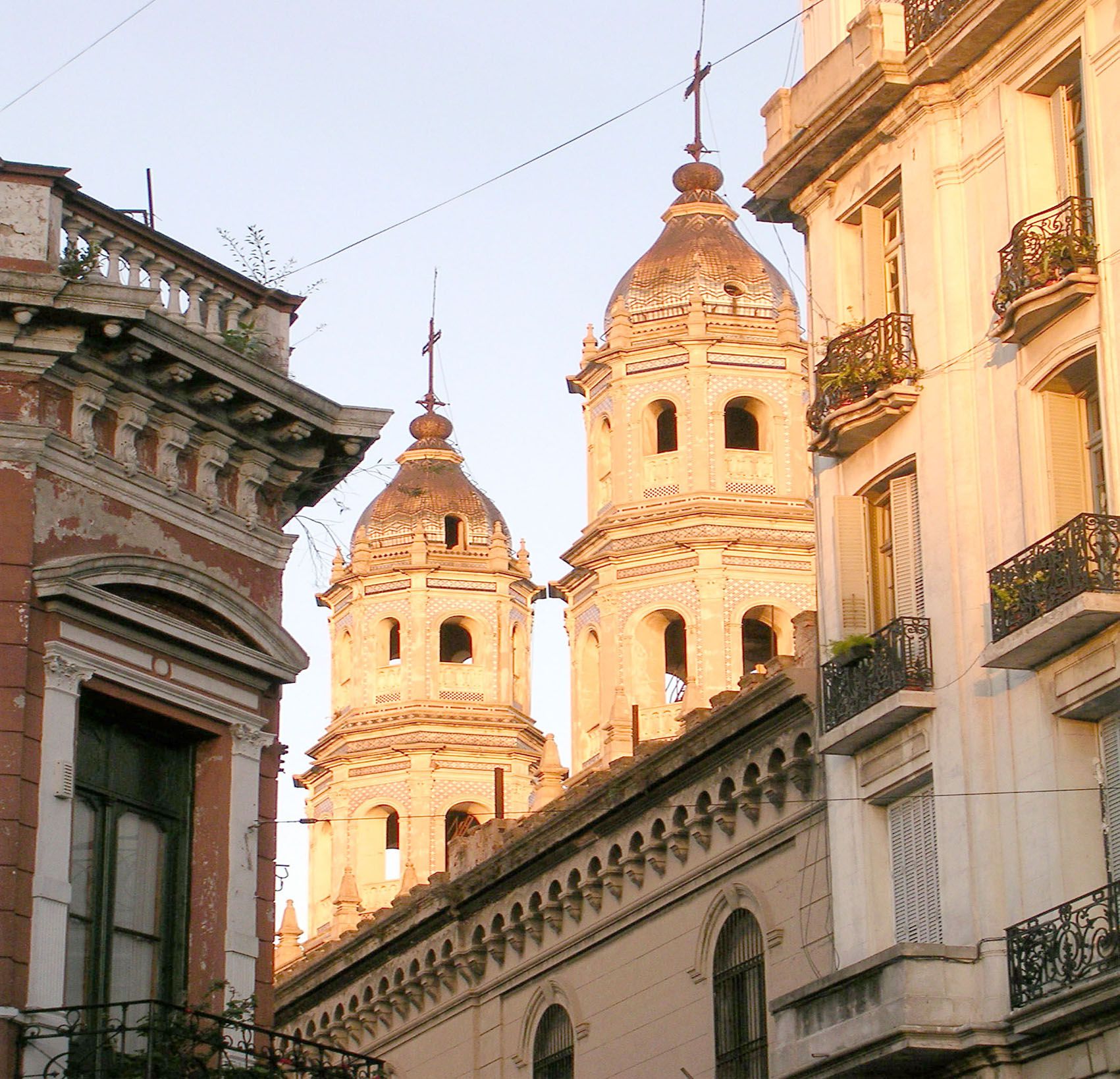 Buenos Aires a pie, visitas guiadas por la ciudad