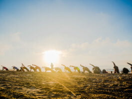 yoga surf playa mar de las pampas